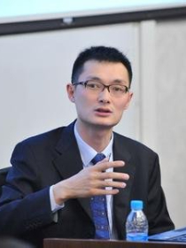 张斌