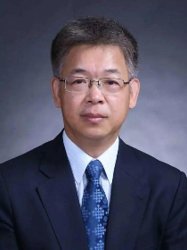 黄益平