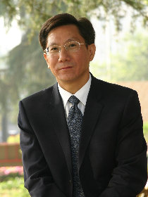 谢志华 谢志华