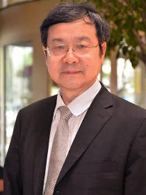 卓新平