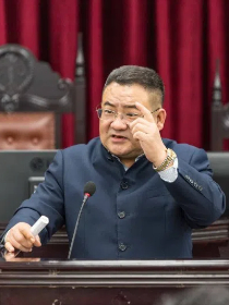 陈昆福