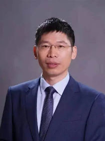 厉新建
