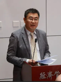 杨学成