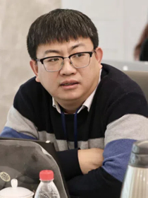 梁亚滨