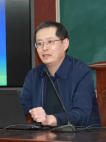 马奔腾