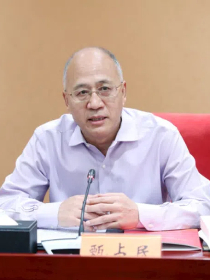 甄占民