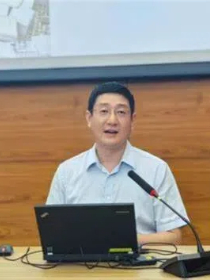 何海根