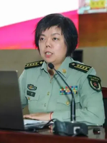 李峻