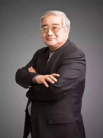黄朴民