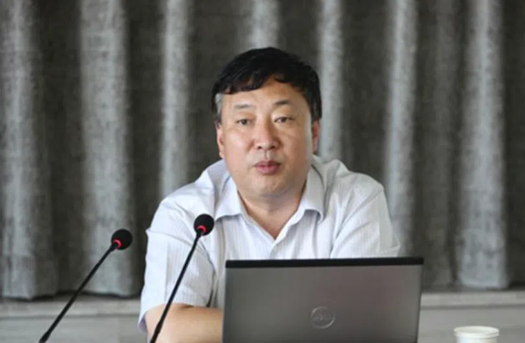 赵耀宏：《保持清正廉洁的政治本色》