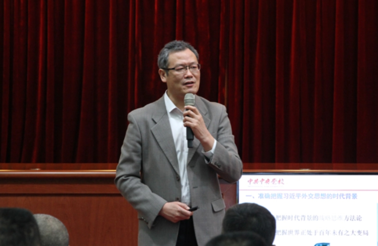 刘恩东：《国际政治思潮演变新趋势》