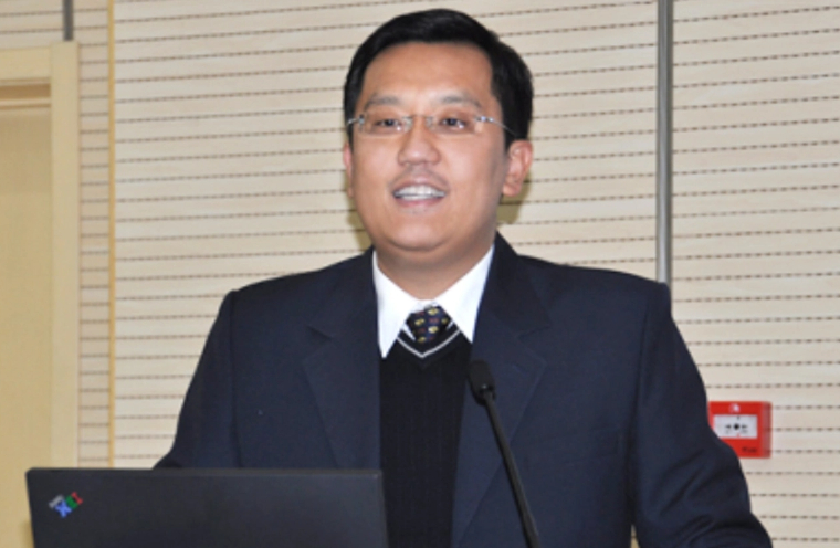 张汉飞：《党百年奋斗历史经验的格局结构》