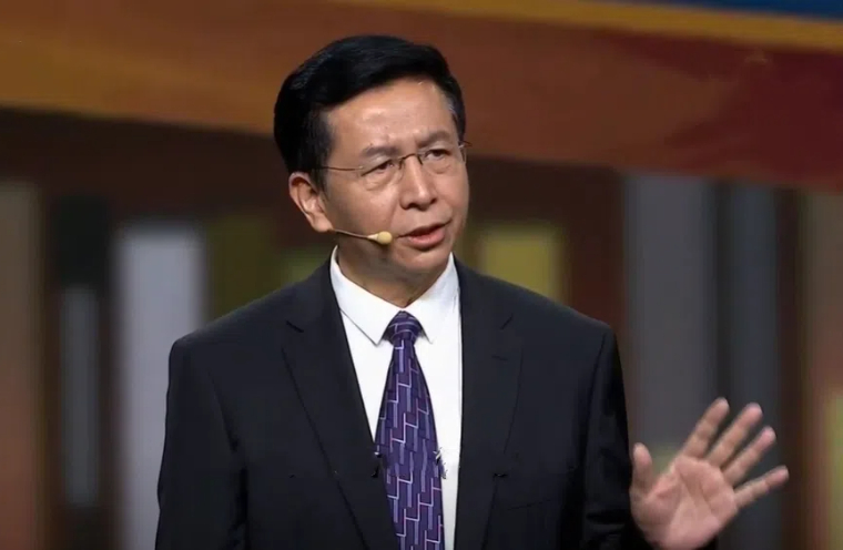 何茂春：《美国关税战背后的战略博弈》