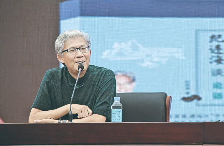 纪连海：《讲好中国历史故事》