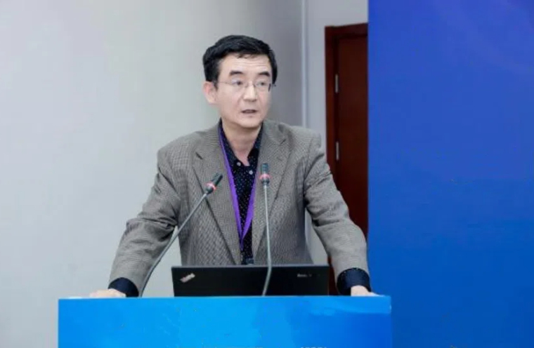 崔成：《加快构建用电服务的新生态》