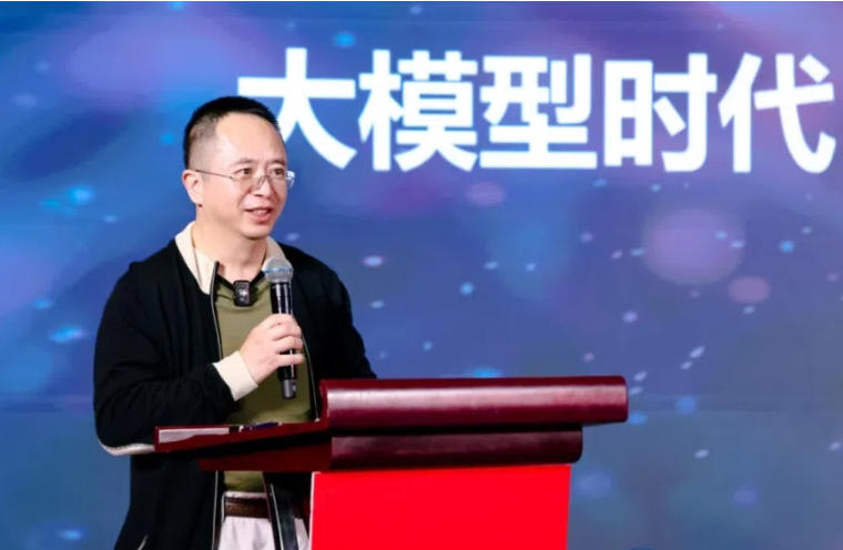 周鸿祎：《创业者要先上舞台，才有故事》