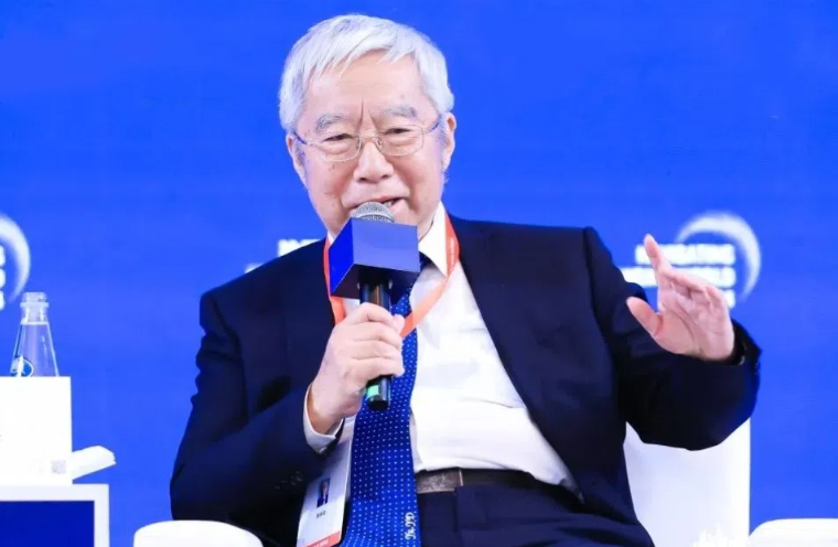 余永定：《中国在宏观经济层面要做3件事》