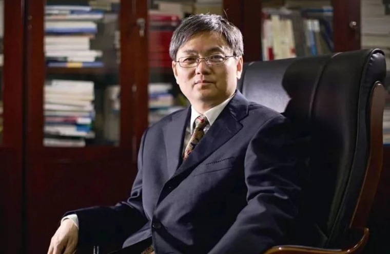 杨瑞龙：《提振民营企业家的信心至关重要》