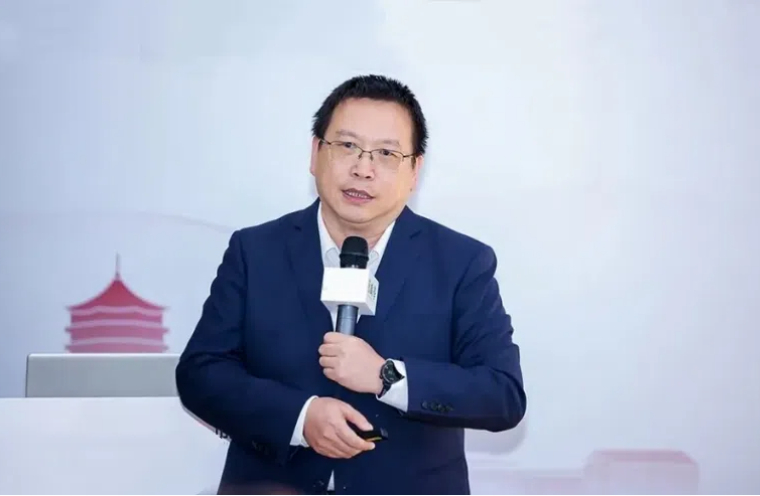 路江涌：《企业如何做大、做长、做可持续》