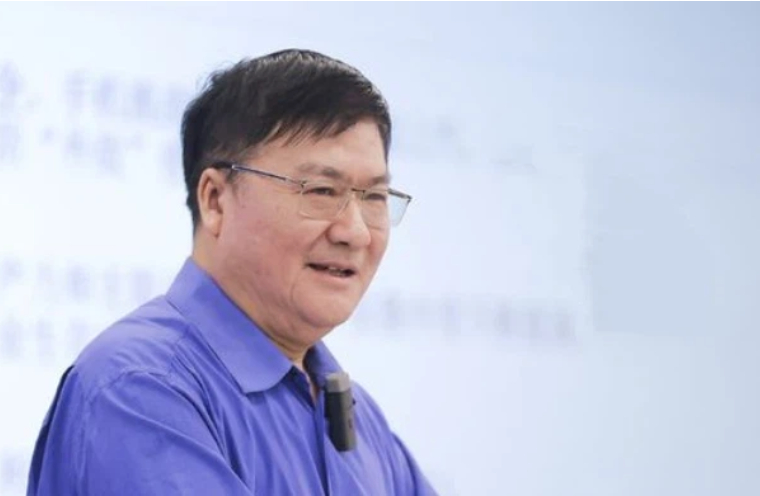 周春生：《中国民营企业家如何借新质生产力乘势发展》