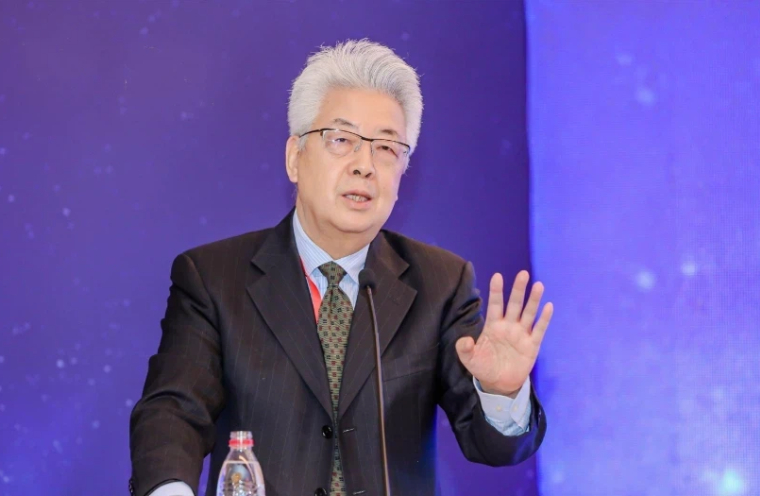 高坚：《债市最终还得靠信用》