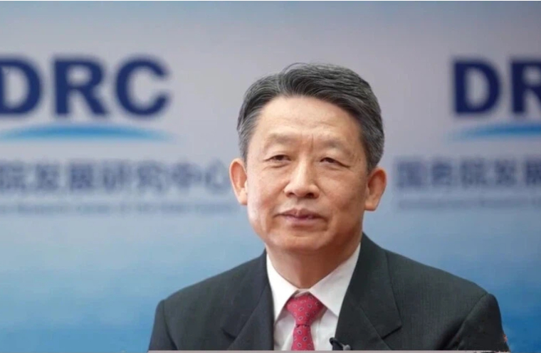 隆国强：《要从国家战略高度重视服务贸易发展》