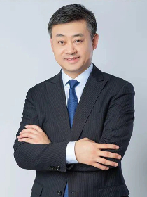 李学龙