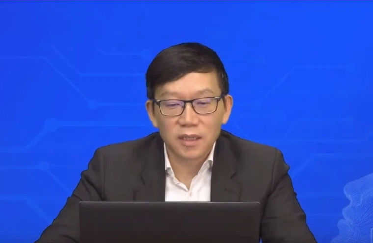 漆远：《对大模型发展与落地的思考》