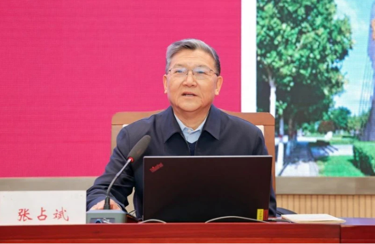 张占斌：《新质生产力的内涵与实践战略意义》