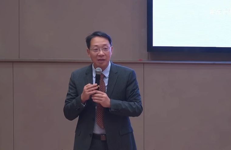 翟东升：《AI时代的中美战略竞争》