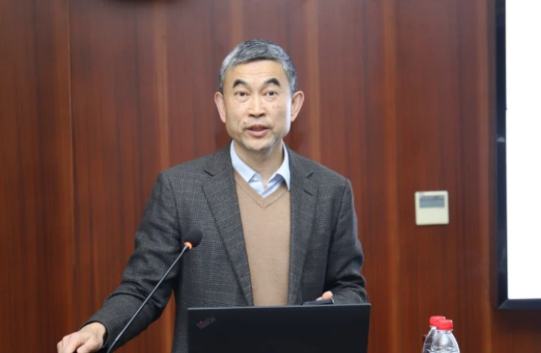 周亚虹：《让数字经济助力农村共同富裕》