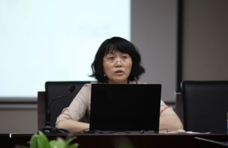 依绍华：《新消费时代，传统企业要怎么转型》