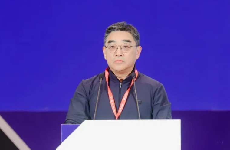 刘国恩：《医疗卫生体制改革不可忽视的两点》