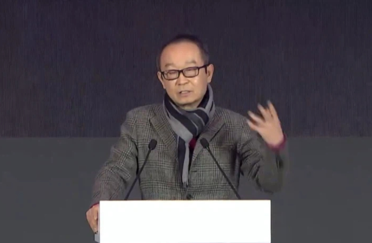 张军：《要靠工资增长、有效就业、兜底保障，才能把内需支撑起来》