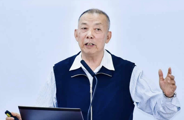 李永忠：《监察体制改革的3个思路》