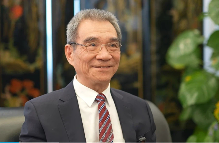 林毅夫：《只有恢复信心，企业家才敢投资、家庭才敢消费》