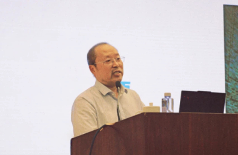 祝宁华：《中国高端芯片研制已具备一定基础》