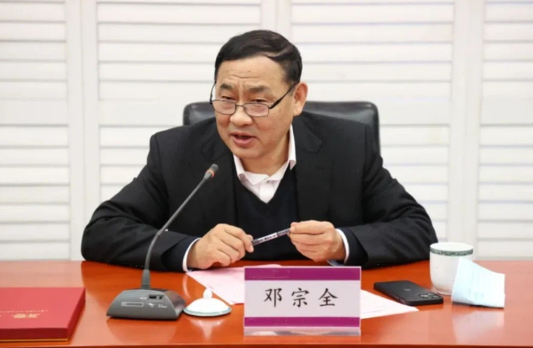 邓宗全：《我国机器人及其产业创新还要加大力度》