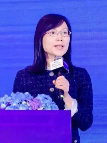 刘明