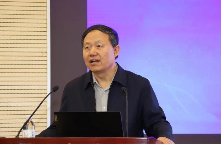 李华军：《海洋工程的发展趋势与技术挑战》