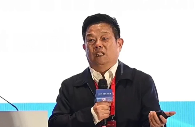 陈新院士：《“人工智能+”对产业意义重大》