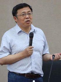 常凯 常凯