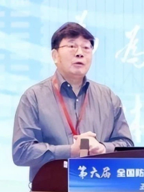 欧进萍