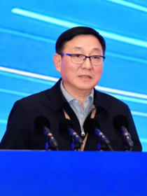 张福成 张福成